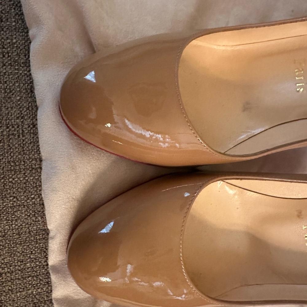 Christian Louboutin Women's Tan Pumps - Picture 3 of 6